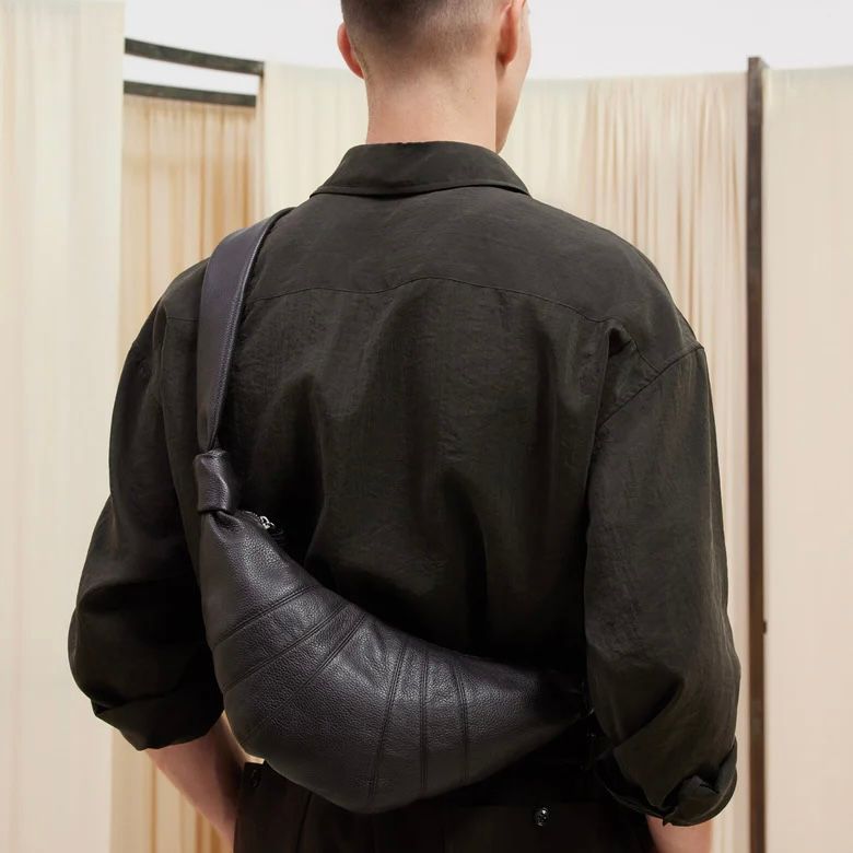 LEMAIRE - 【残り一点】Small Croissant Bag(COW LEATHER) | ACRMTSM ONLINE STORE