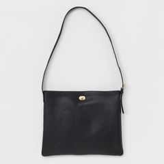 【残りわずか】Twist Buckle Bag_M(BLACK)