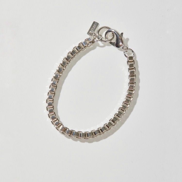 【残りわずか】Cube Bracelet
