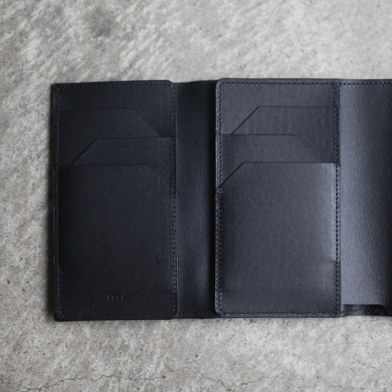 【残りわずか】Cristy Trifold Mid WLT(DIPLO SKY)