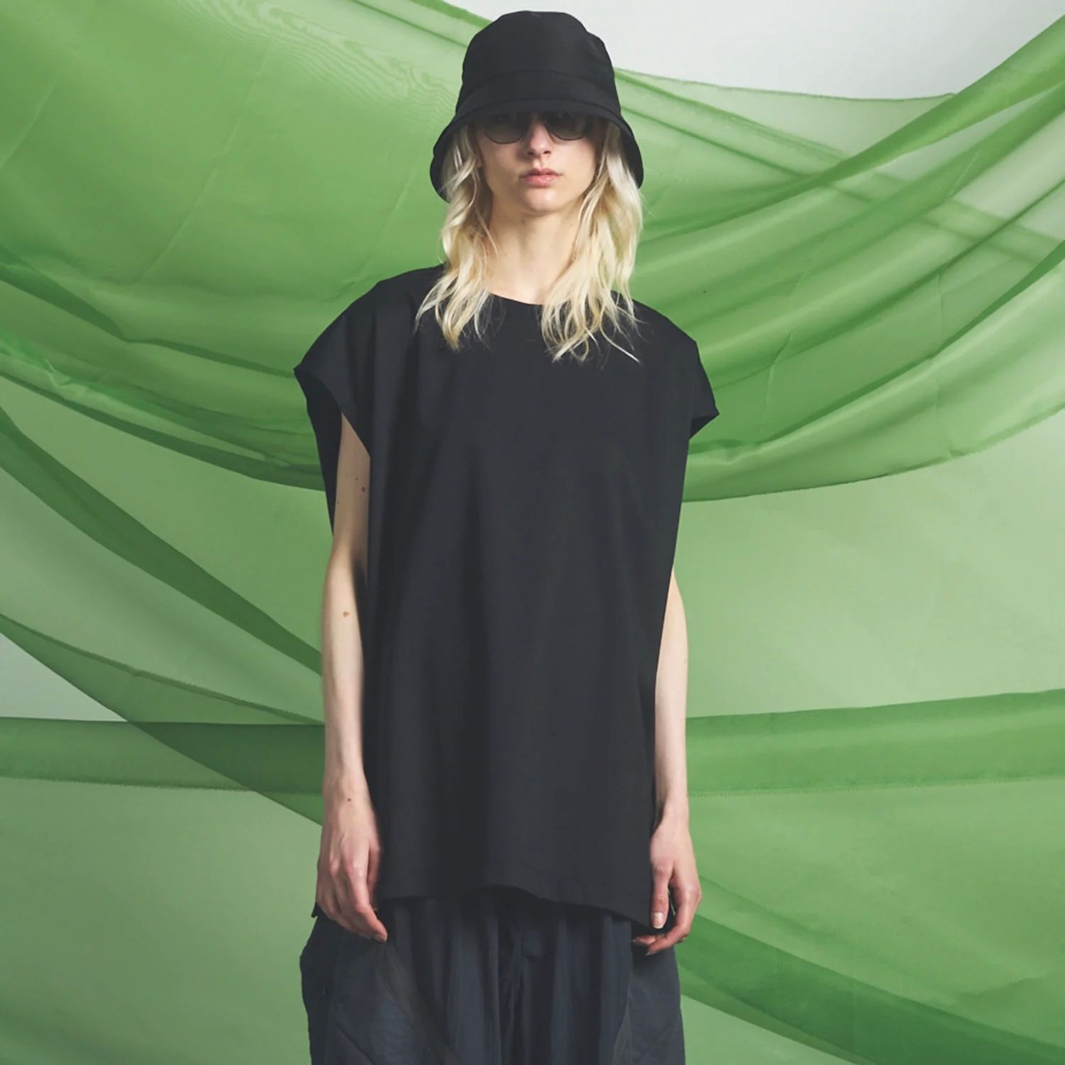 【残り一点】Smashing Punch Prime-Over Sleeveless T-Shirt