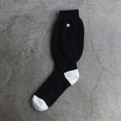 【残りわずか】Logo Socks