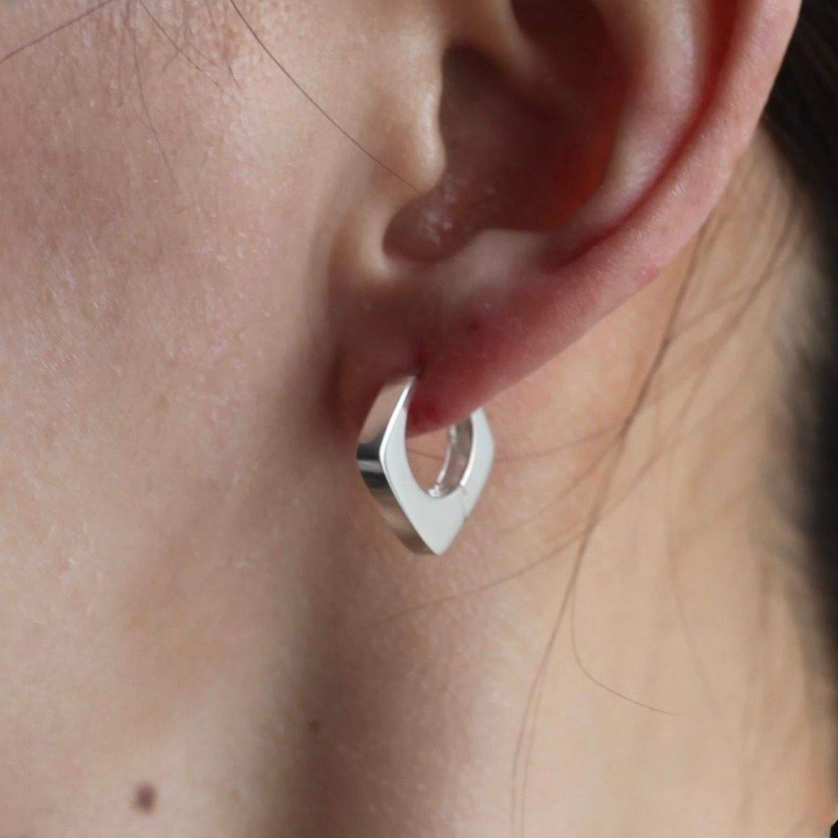 【残り一点】Square Flat Hoop Earrings