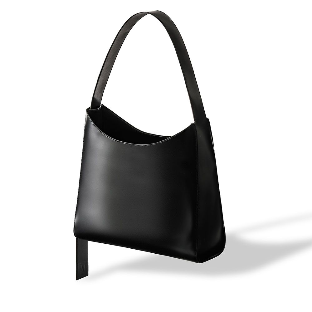 NIL DUE / NIL UN TOKYO - 【残り一点】Curved Leather Tote Bag ...