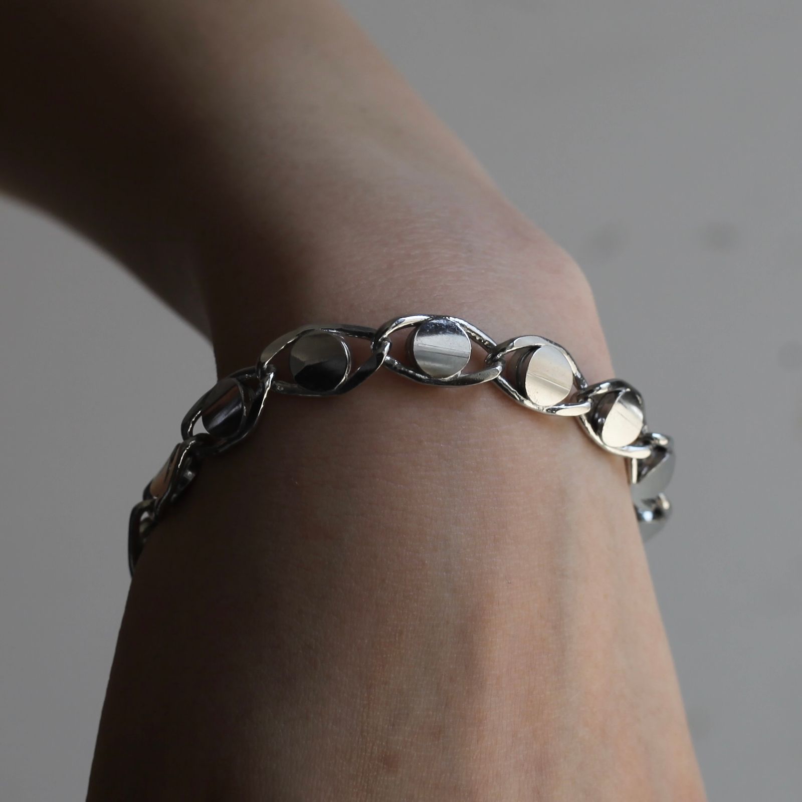 LITTLEBIG - 【残り一点】Eye Chain Bracelet(SILVER) | ACRMTSM