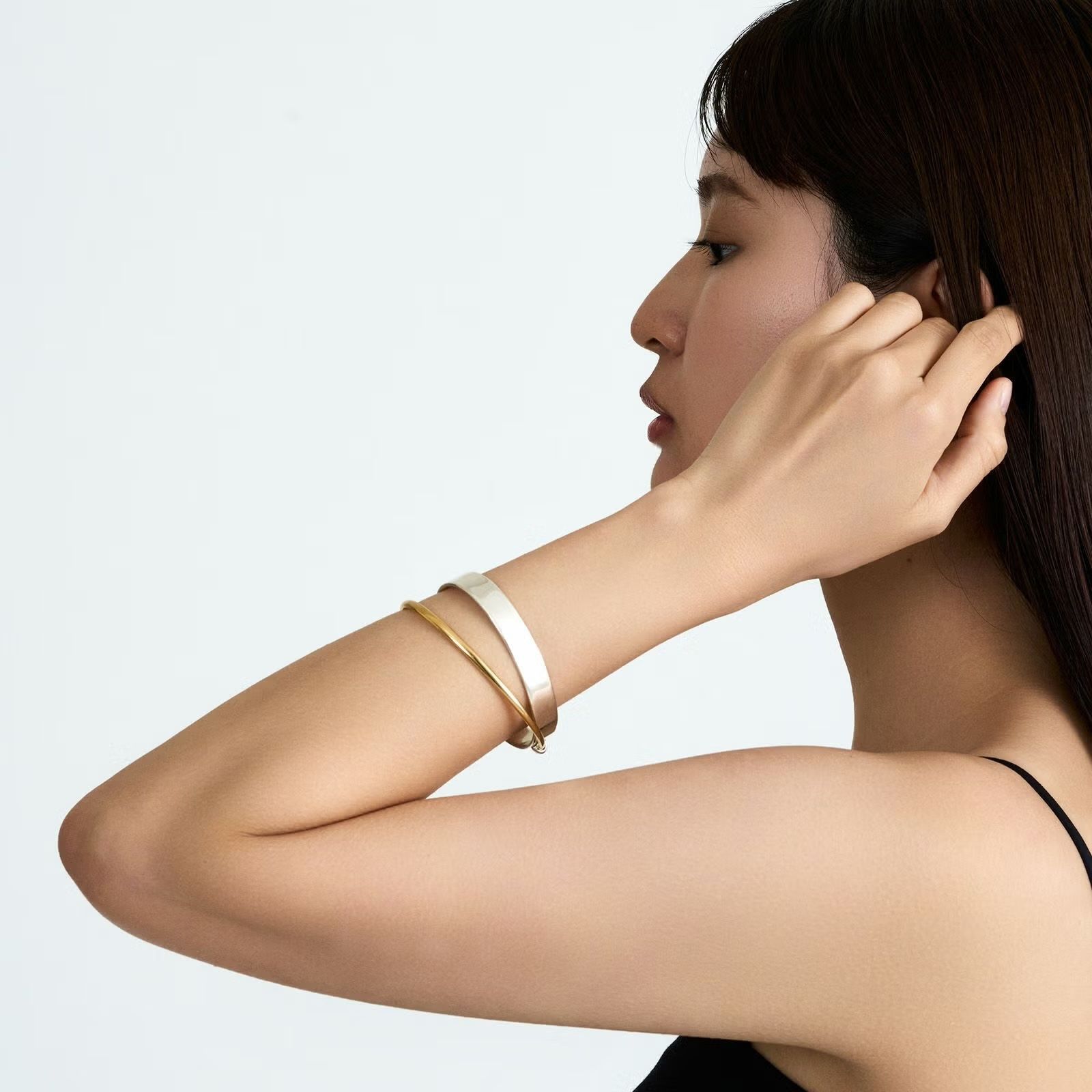 【お取り寄せ注文可能】Swing Bangle