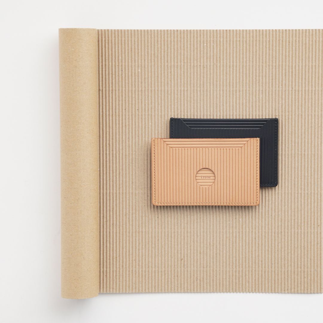 【残り一点】Cardboard Pass Case