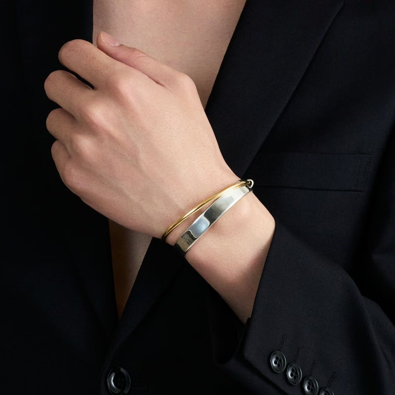 【お取り寄せ注文可能】Swing Bangle