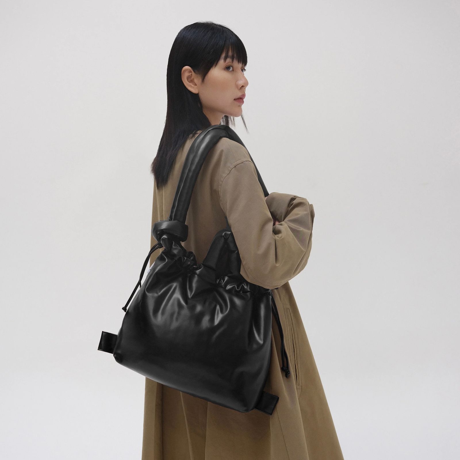 【再販売通知受付可能】Ona Vegan Leather Bag