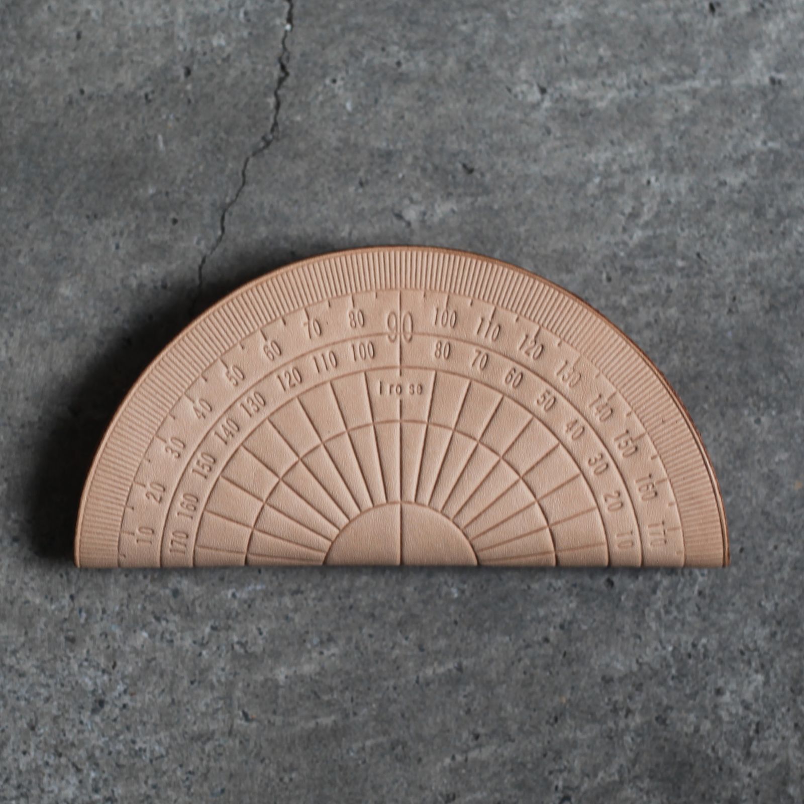 【再販売通知受付可能】Protractor Coin Case