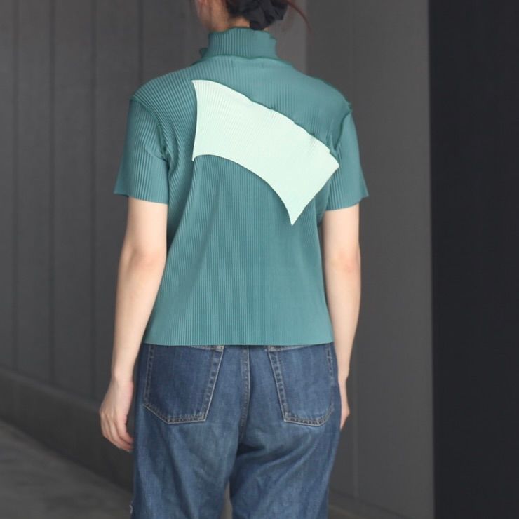 【残り一点】Todo Wave Top Short Sleeve High Neck