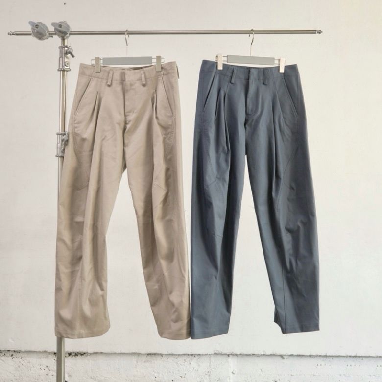 【残り一点】2Tucked Twisted Trousers