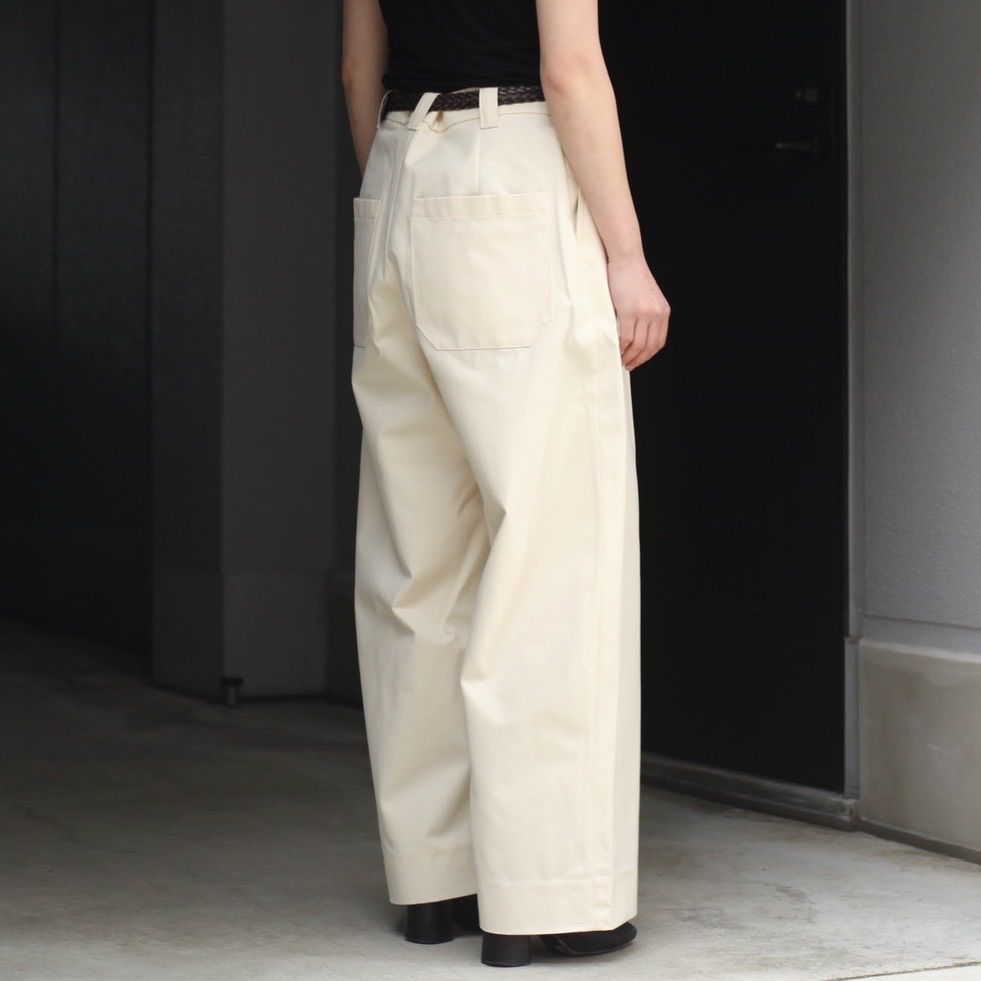 タグ付きスタジオニコルソン　CLASSIC VOLUME PLEAT PANTS