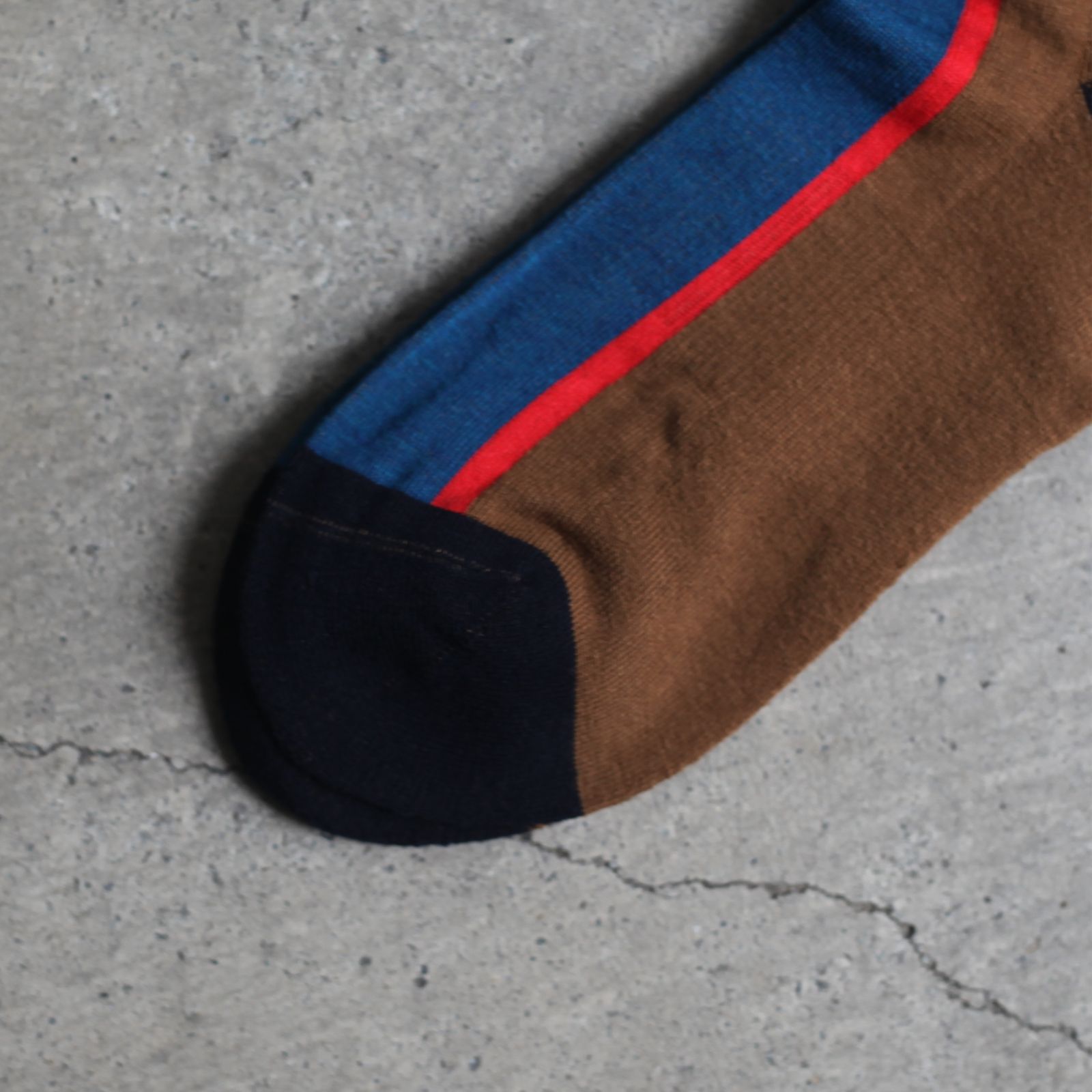 【残り一点】Center Line Socks