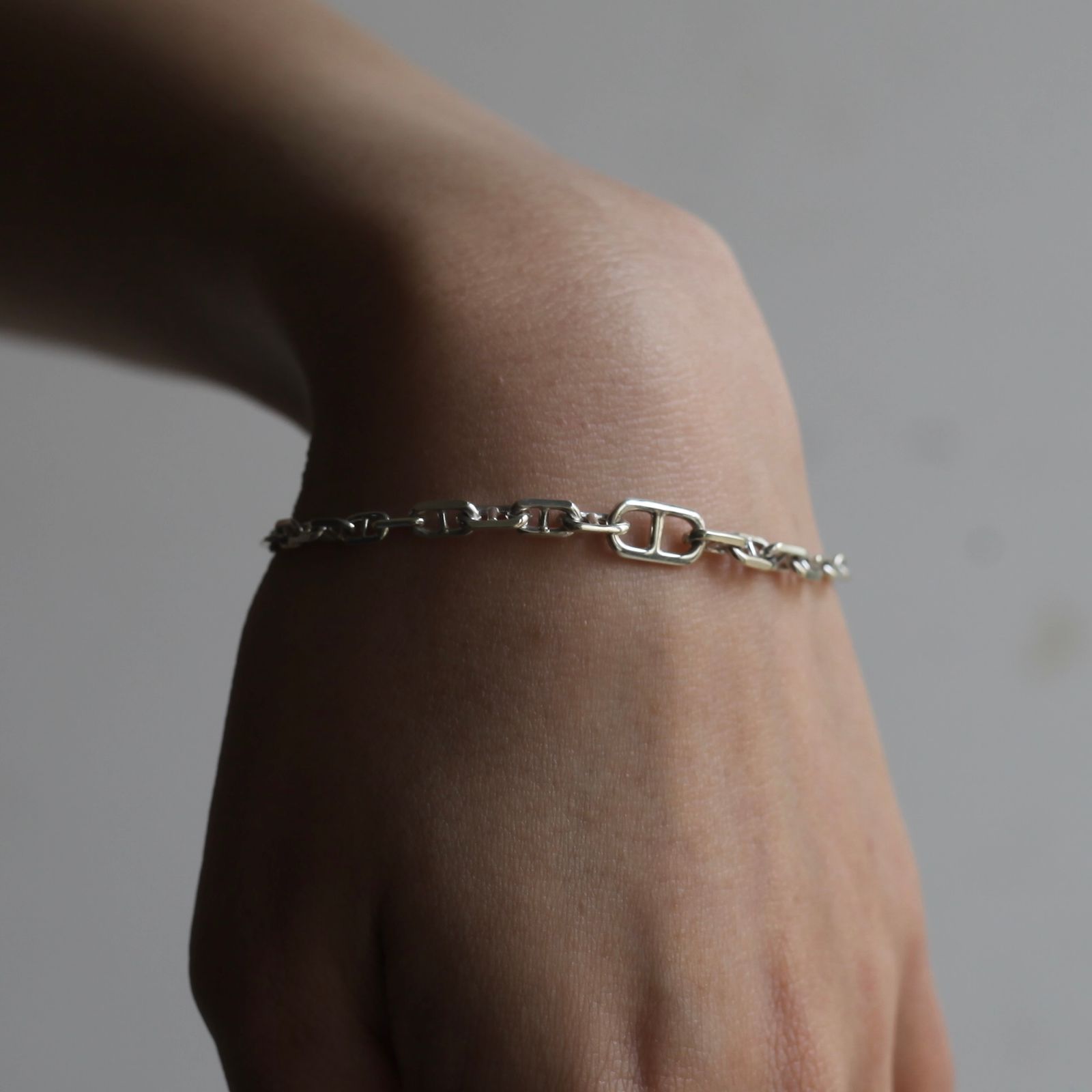 【残り一点】Gradient Anchor Chain Bracelet