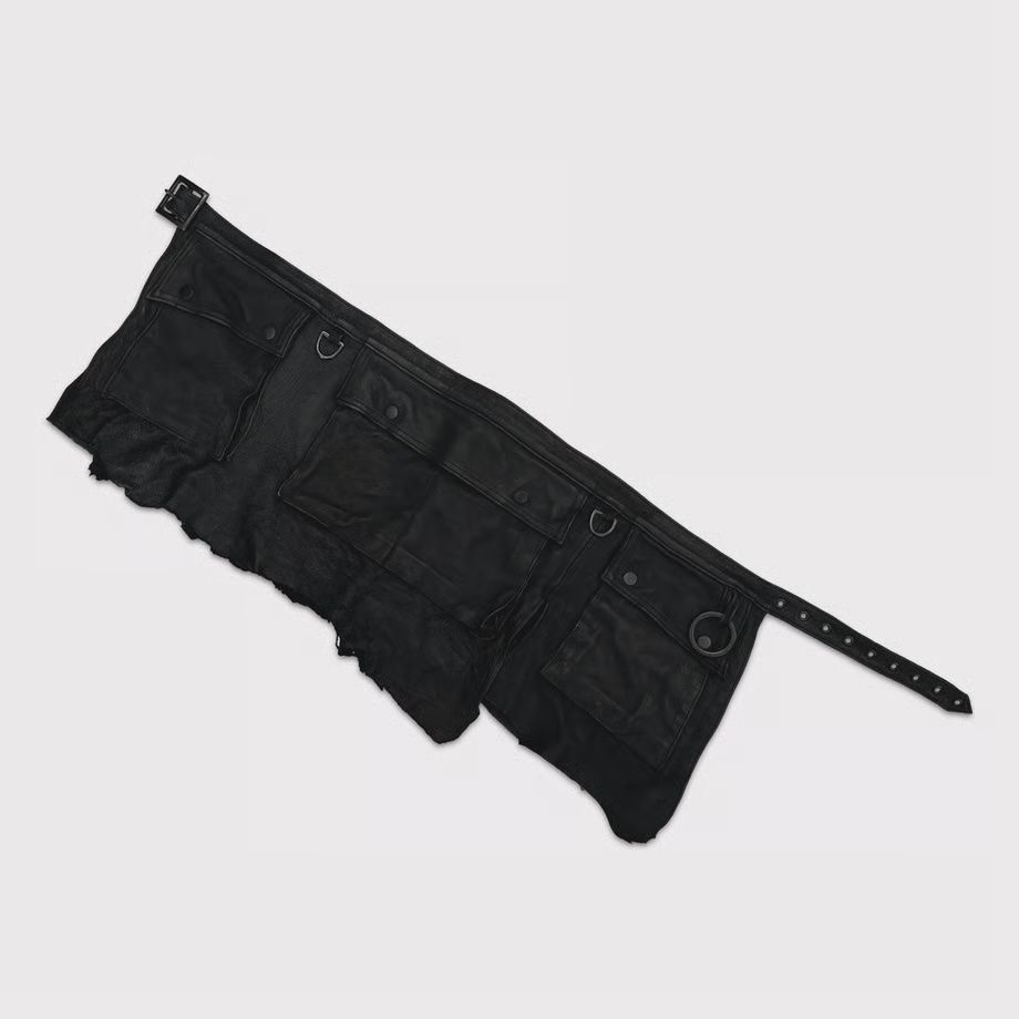 【再販売通知受付可能】Cargo Kilt(VEGETABLE TANNING PIG LEATHER)