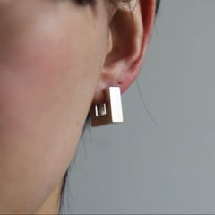 【再販売通知受付可能】Square Hoops Small(SILVER)