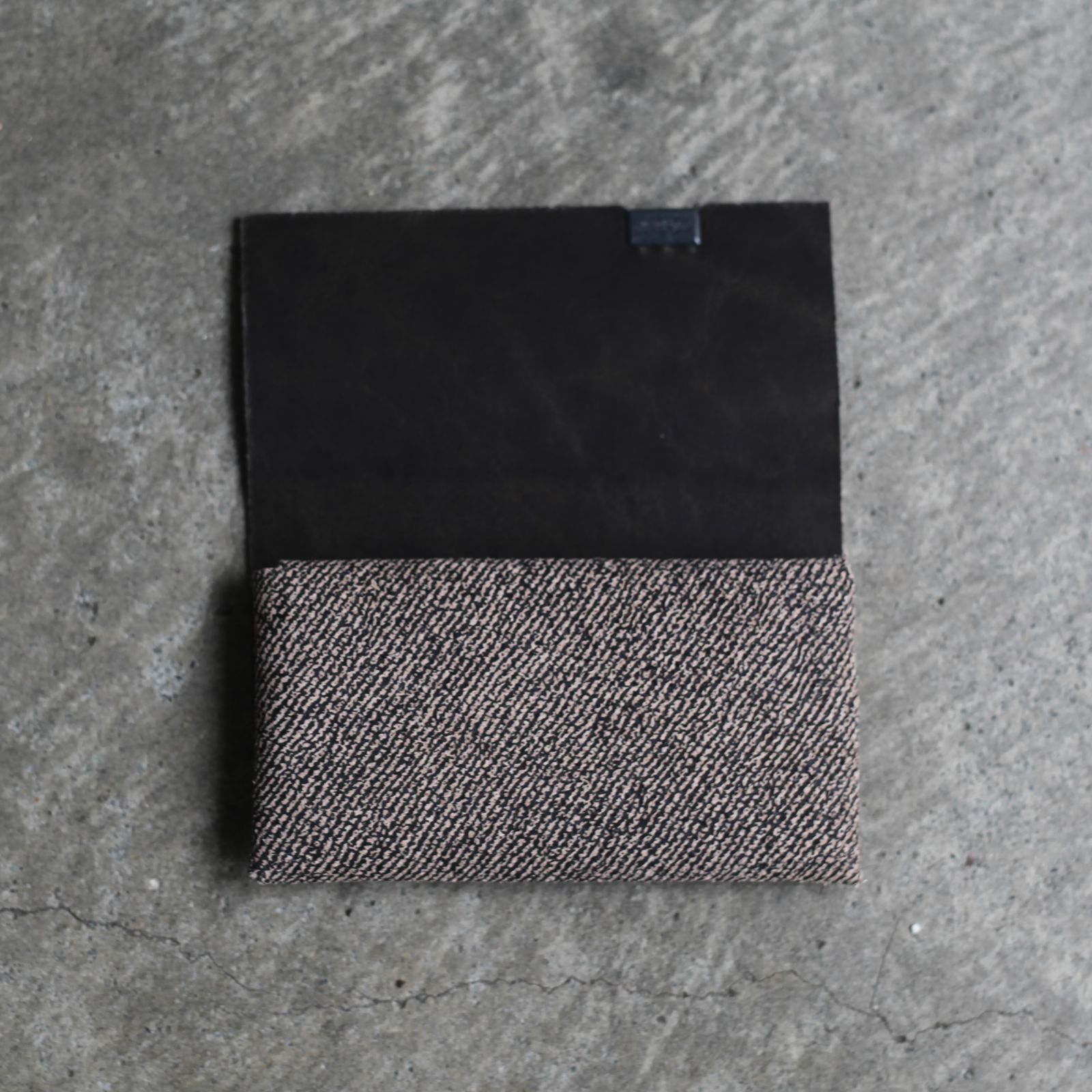 【残り一点】カードケース