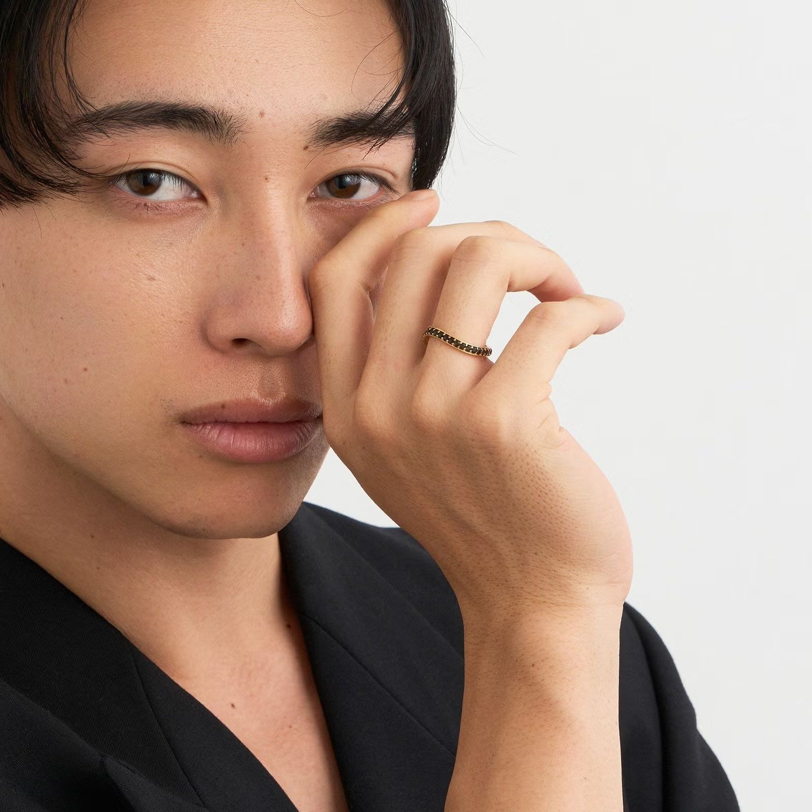 【お取り寄せ注文可能】Curved Eternity Ring
