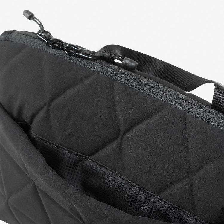 【残り一点】Geoface Pouch