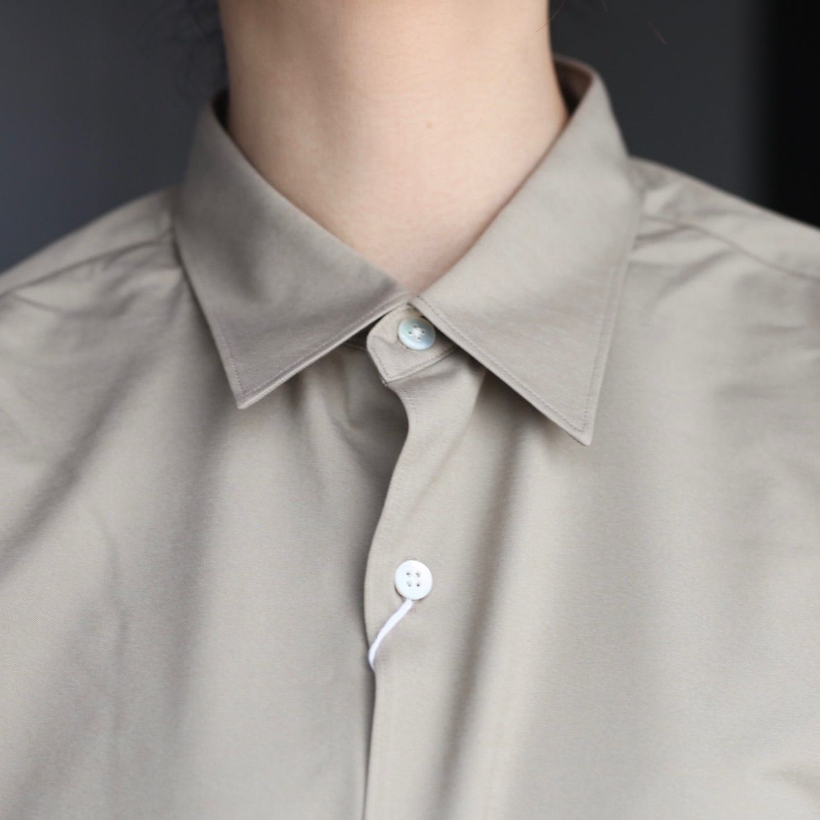 【残りわずか】46G Modest Shirt