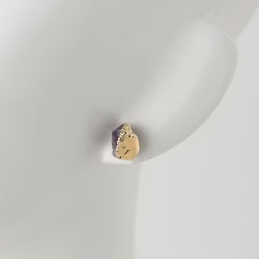 【お取り寄せ注文可能】Rough Stone Amethyst Earrings(両耳用）