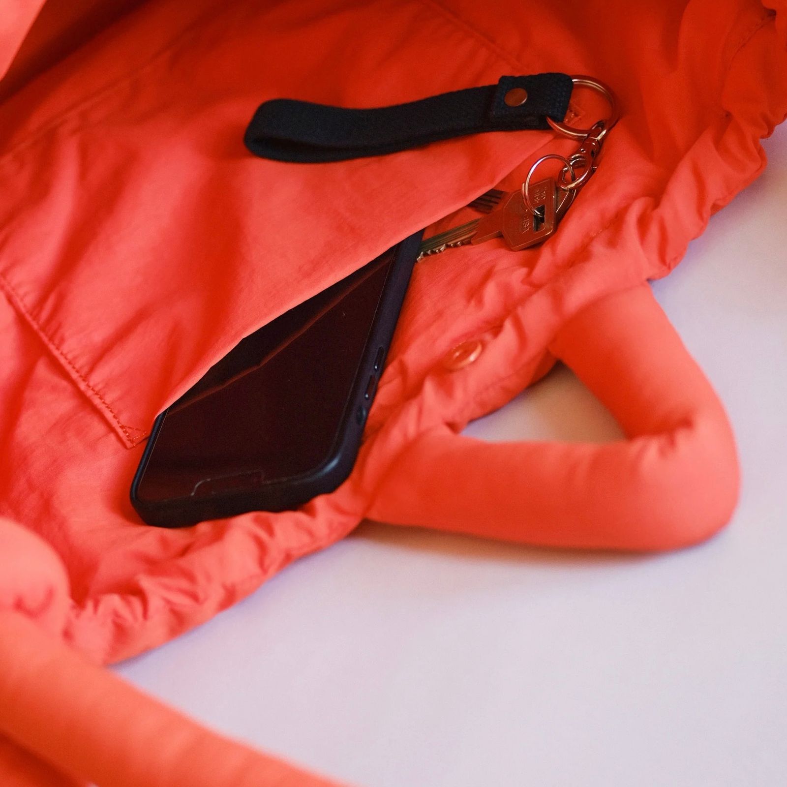 【再販売通知受付可能】Large Ona Soft Bag