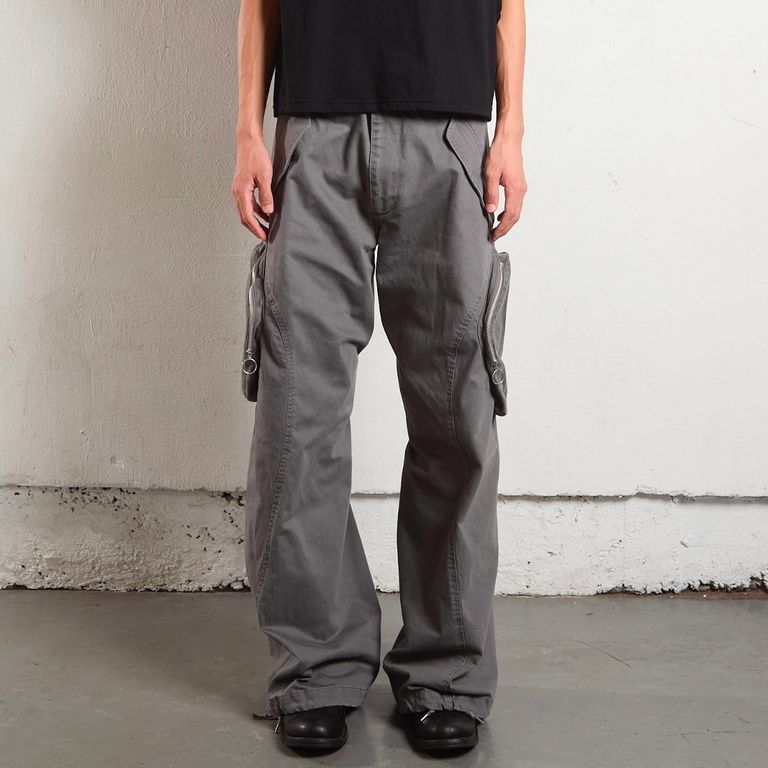 NVRFRGT - 【残りわずか】3D Twisted Cargo Pants | ACRMTSM ONLINE STORE