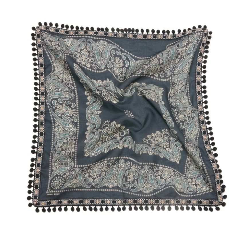 【残り一点】Pompom Bandana