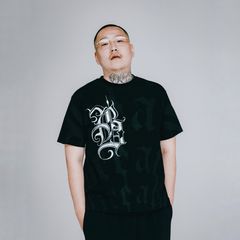【残り一点】Suicide Black Letterd Logo Tee