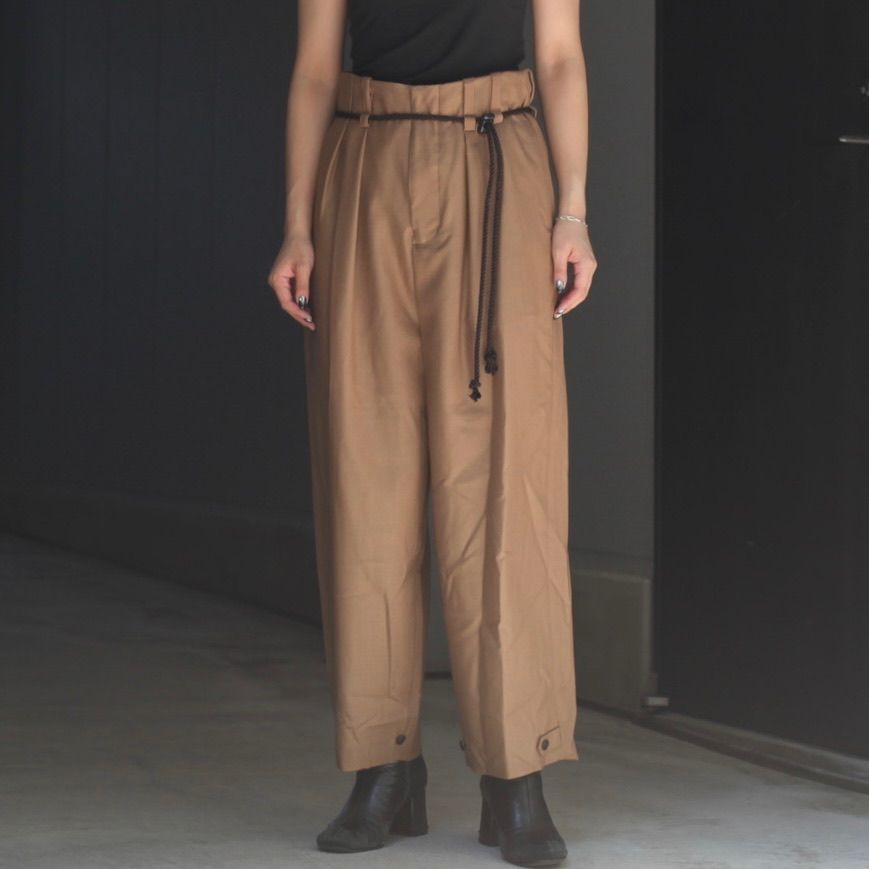 【残り一点】Squeeze Slacks