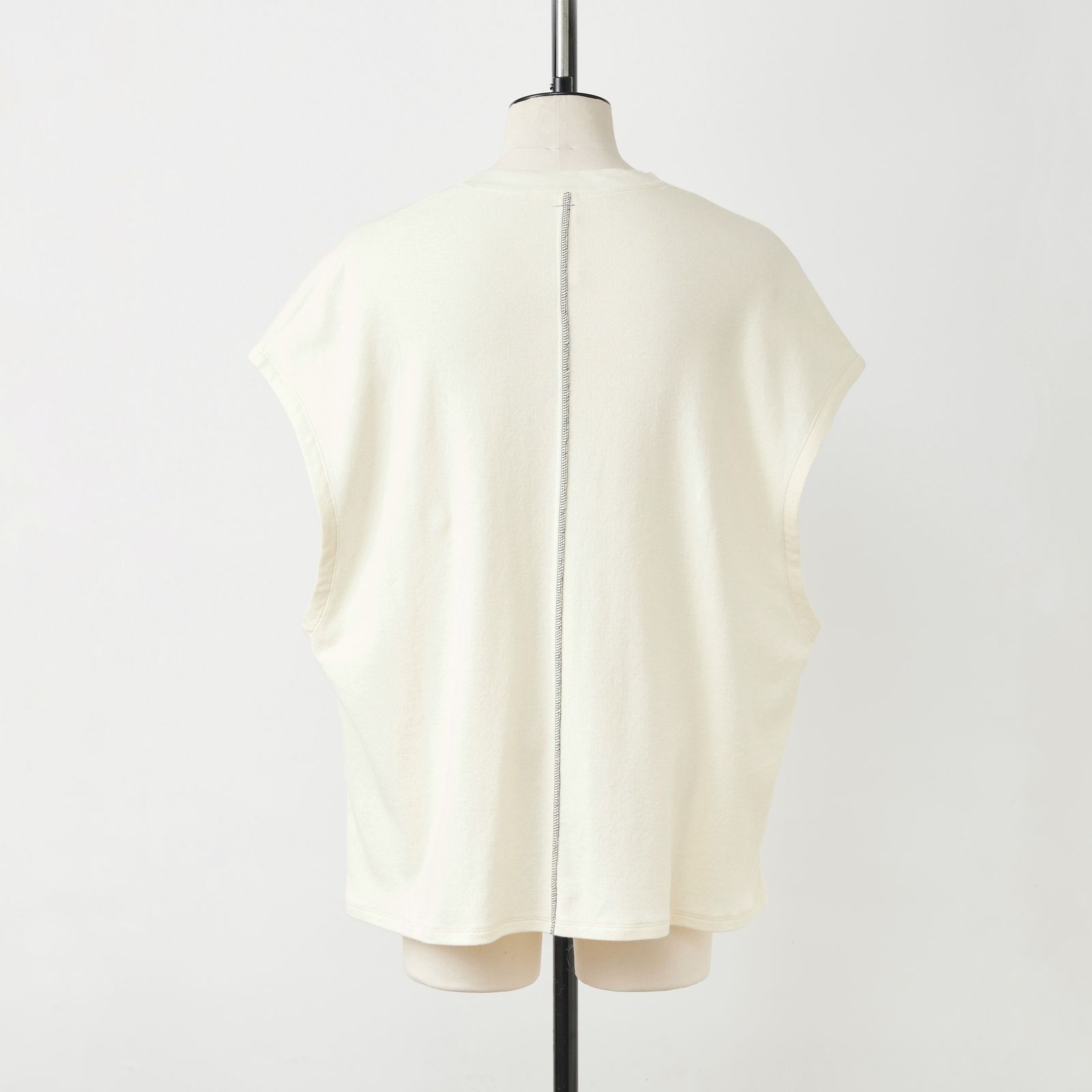 【残り一点】A Zoo Of A Room