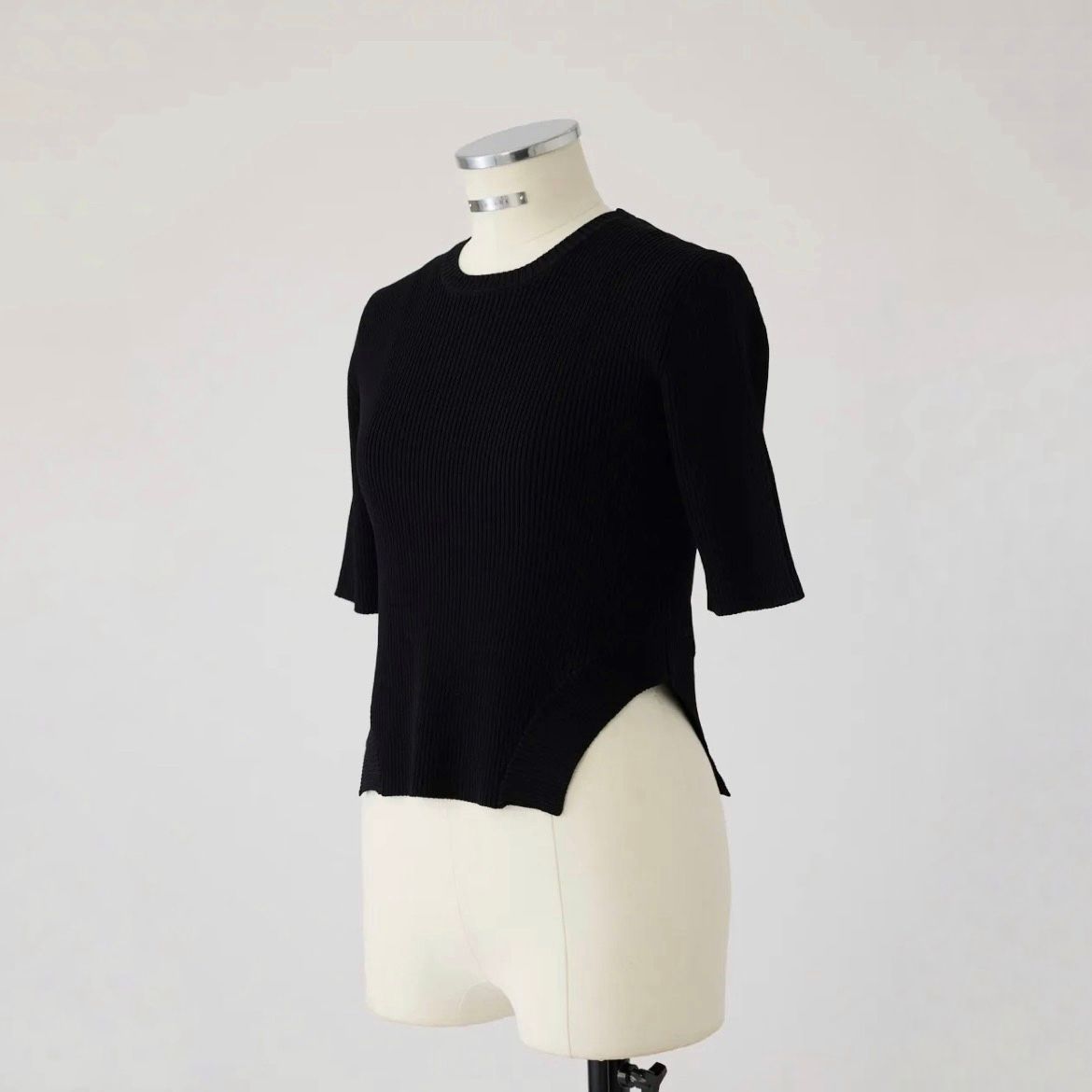 【残り一点】Round Hem Knit Tops