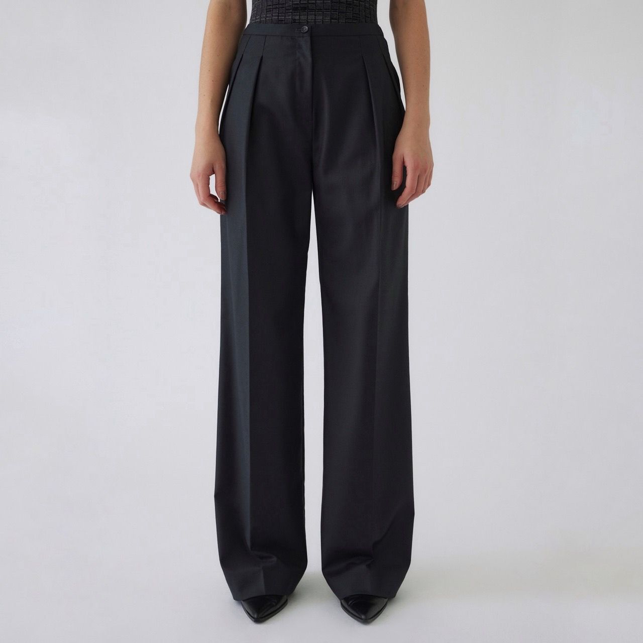【残り一点】Two Tuck Straight PT