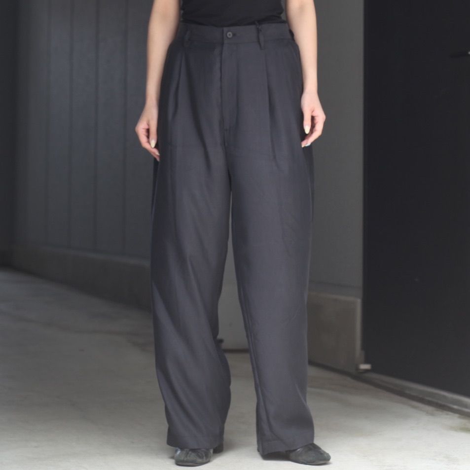 【残りわずか】Cupro Twill Wide Easy Trousers