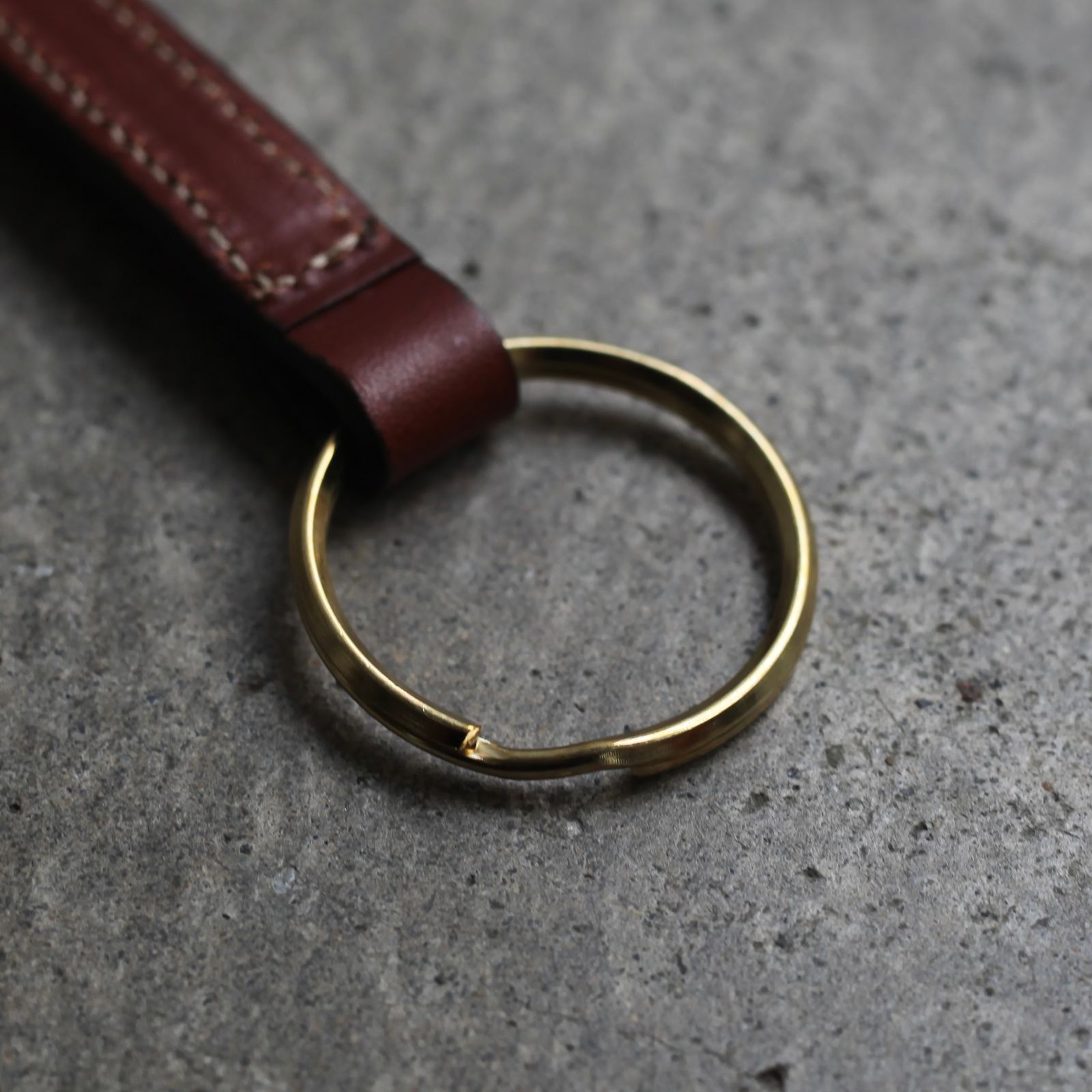 【残り一点】Stirrup Leather Key Fobs(OAKBARK)