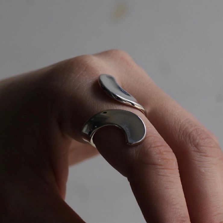 【残り一点】Modernism Ring(WHITE)