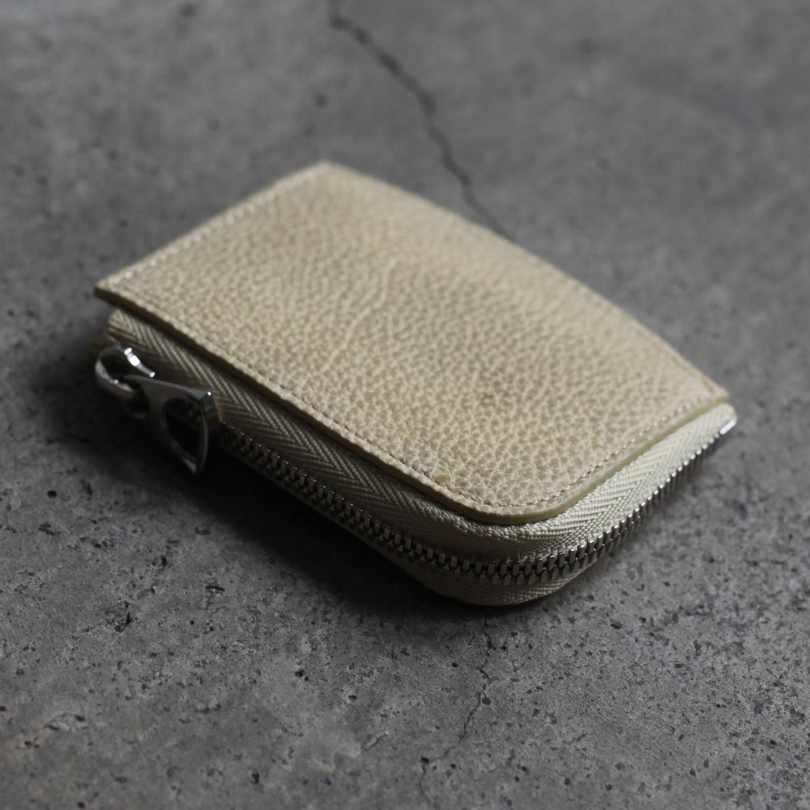 【残りわずか】Cristy Key Coin Case(SHIRO)