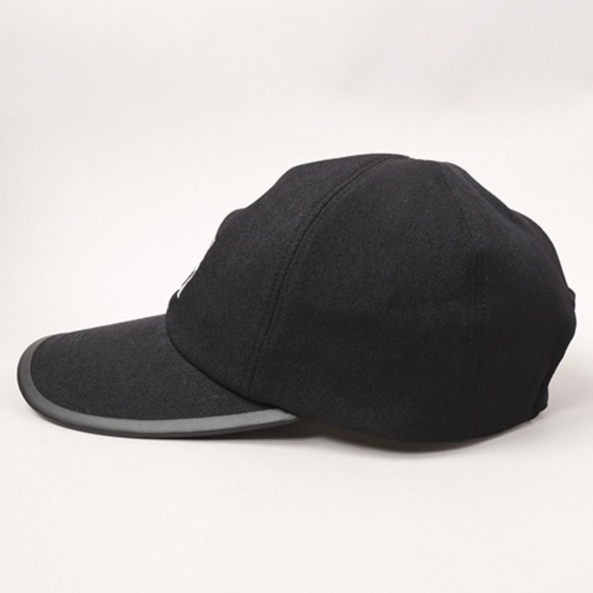 【残り一点】The Met Woolen Like Logo Cap