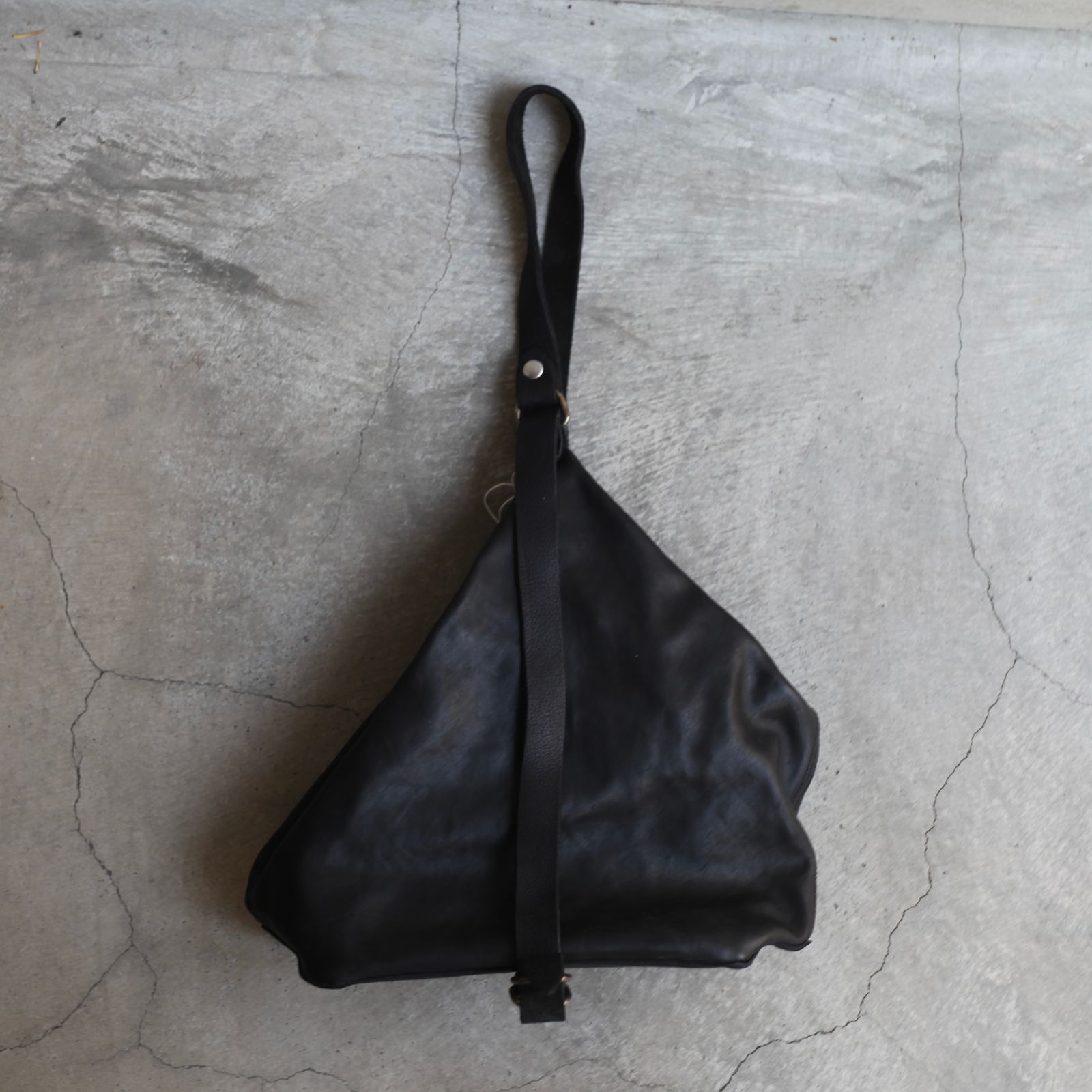 【残り一点】Hobo Crossbody Bag(SOFT HORSE FULL GRAIN)