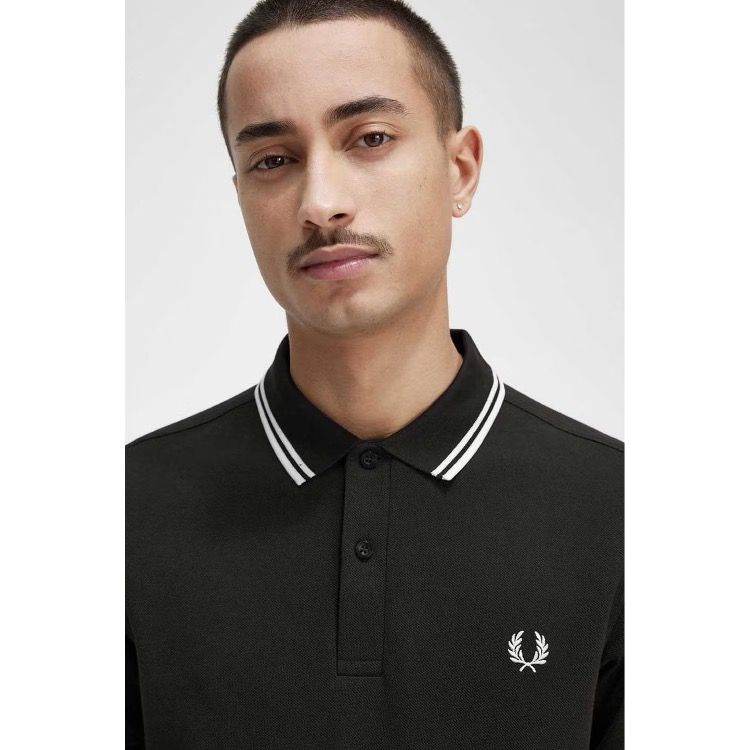 【残り一点】Twin Tipped Fred Perry Shirt