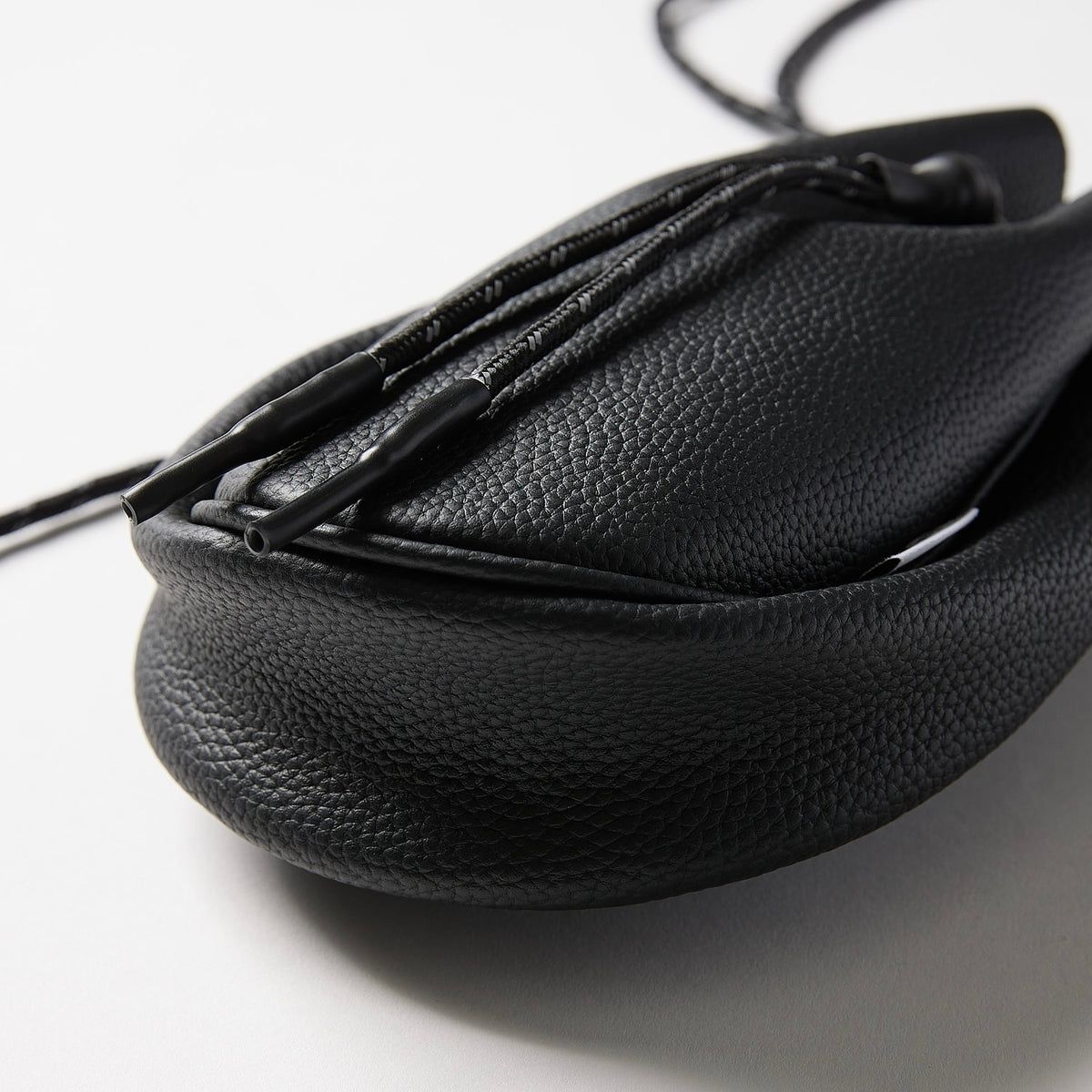 【残り一点】Leather Drawstring Bag