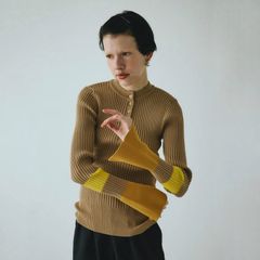 【残り一点】Henley Neck Knit Tops