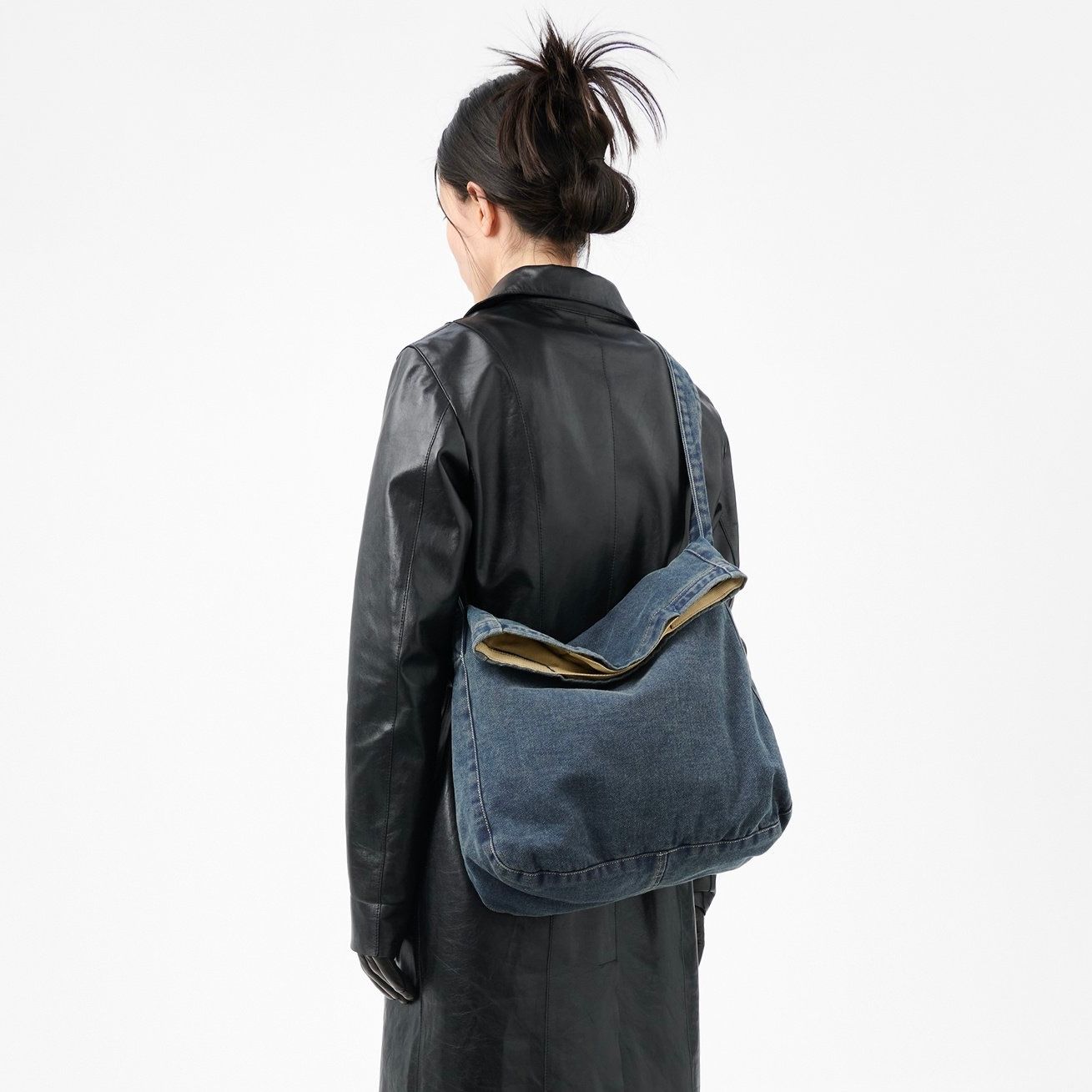 【残り一点】Sling Bag