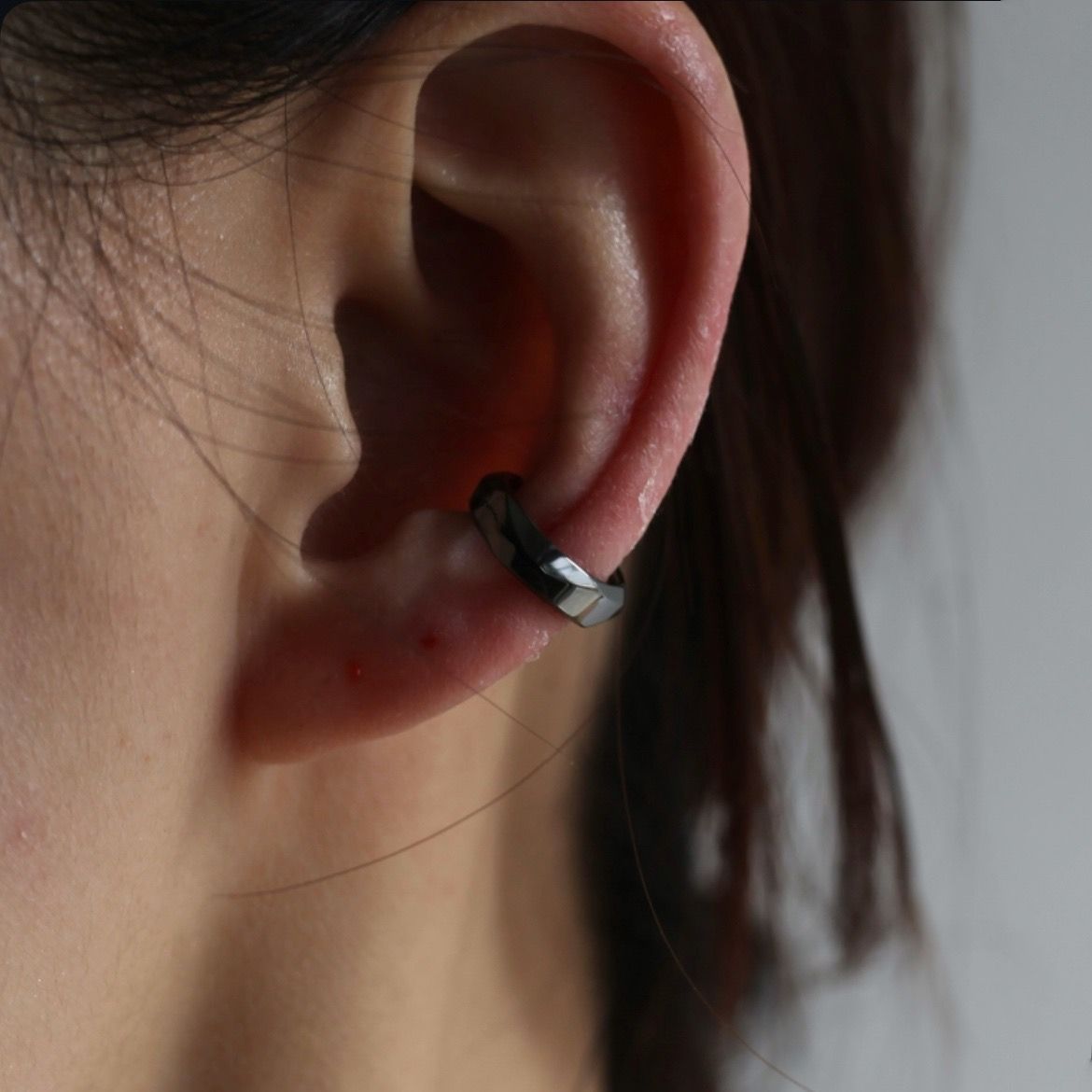 【残り一点】Crockery Ring Ear Cuff(BLACK)