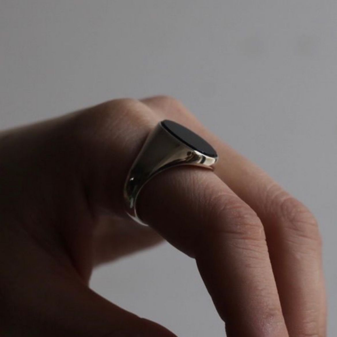 【残り一点】Signet Oval Ring XL(ONYX)