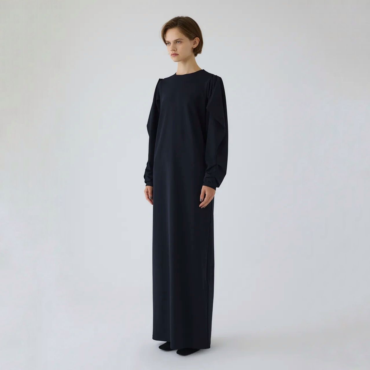 【残り一点】Drape Sleeve Cut Dress