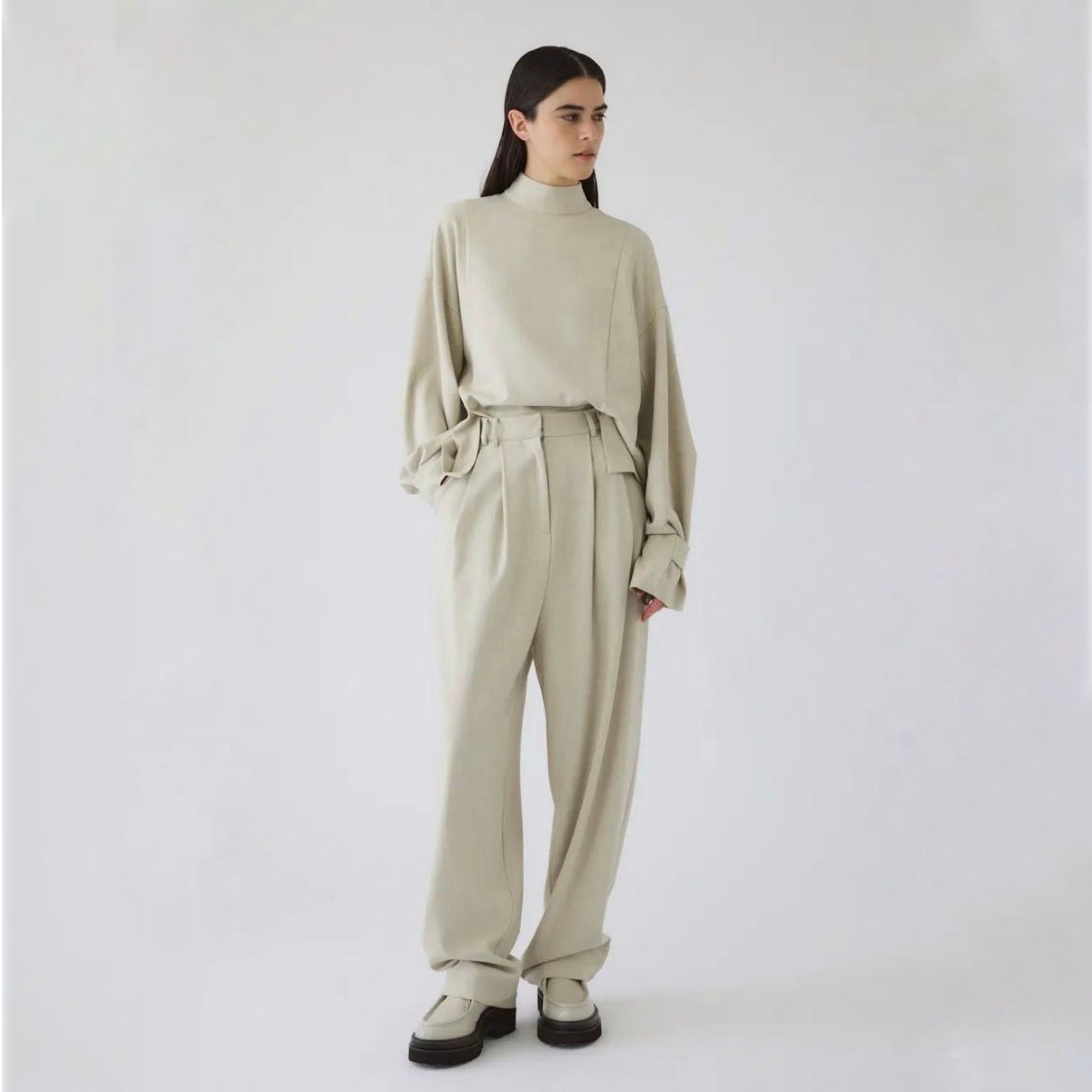 【残り一点】Dobby Stripe W Tuck PT