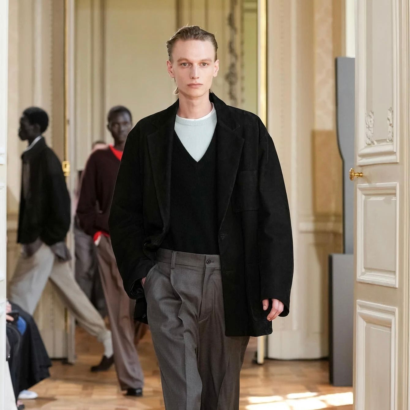 【残り一点】Pure Cashmere Knit V Neck LS