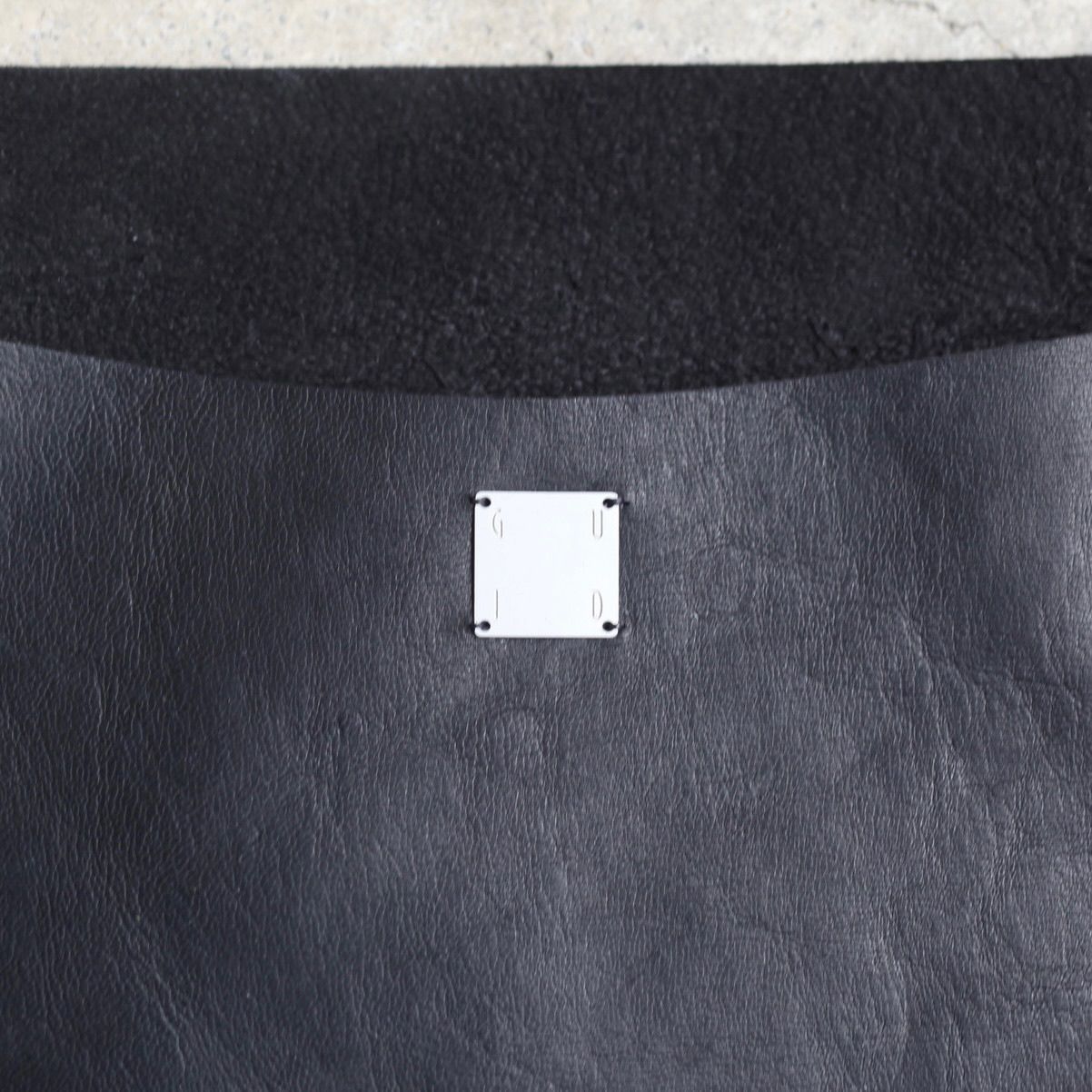 【再販売通知受付可能】Passport Shoulder Case